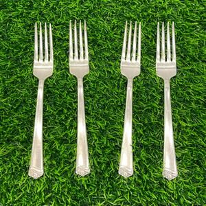 Holmes &‎ Edwards Romance DeepSilver Inlaid Silverplate Dinner Forks Set of 4